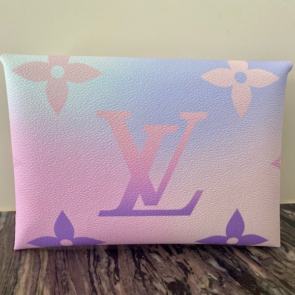 NEW Louis Vuitton Large Kirigami Spring in the City - Picture 2 of 5